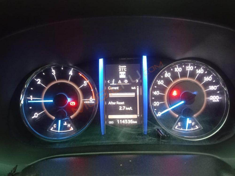 Mobil Toyota Fortuner 2016
