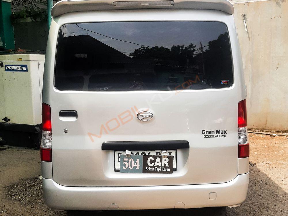 Mobil Daihatsu Gran Max 2018