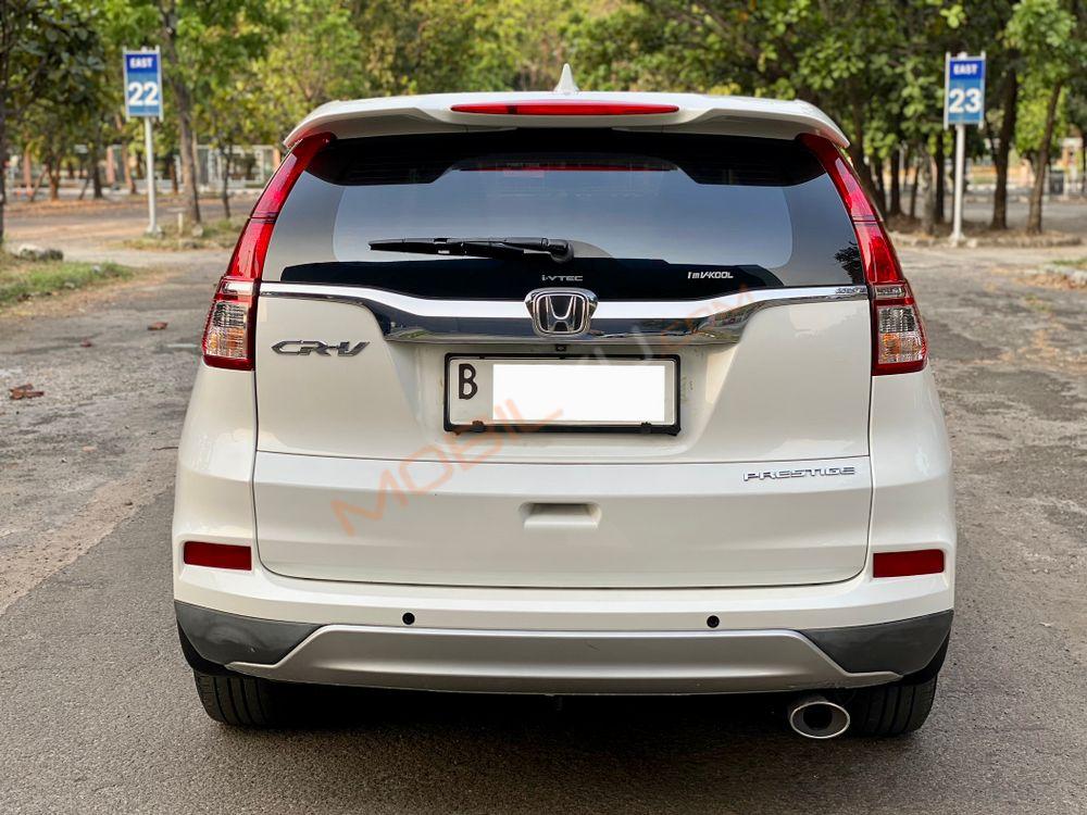 Mobil Honda CR-V 2015