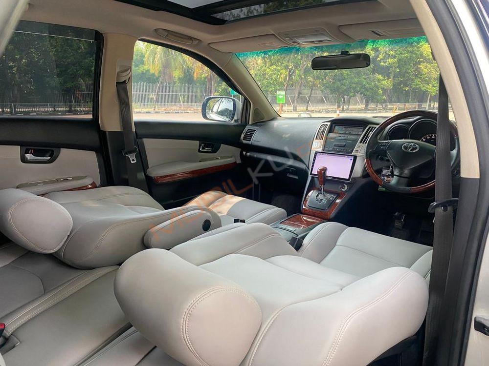 Mobil Toyota Harrier 2008