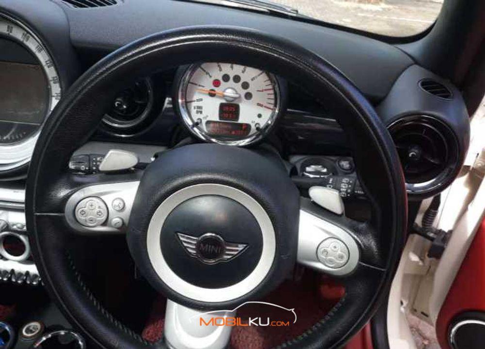 Mobil MINI 3-Door 2010