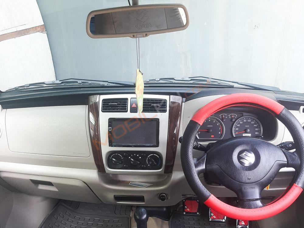 Mobil Suzuki APV 2017