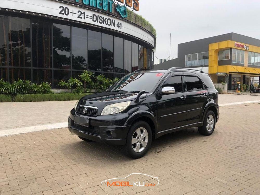 Mobil Toyota Rush 2014