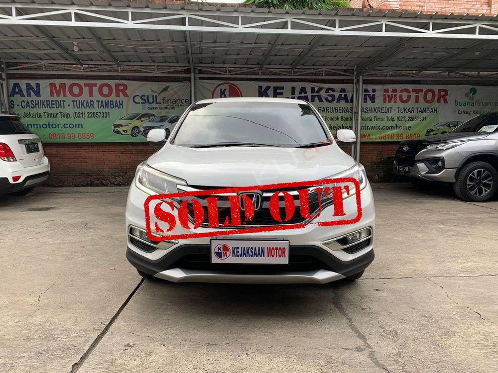 Mobil Honda CR-V 2015