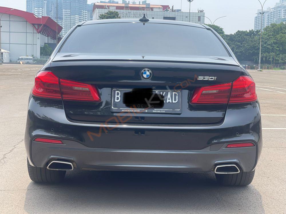 Mobil BMW 5 Series 2020
