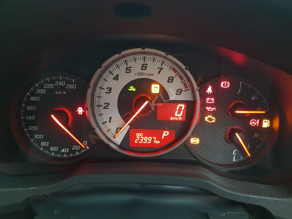 Mobil Subaru BRZ 2012