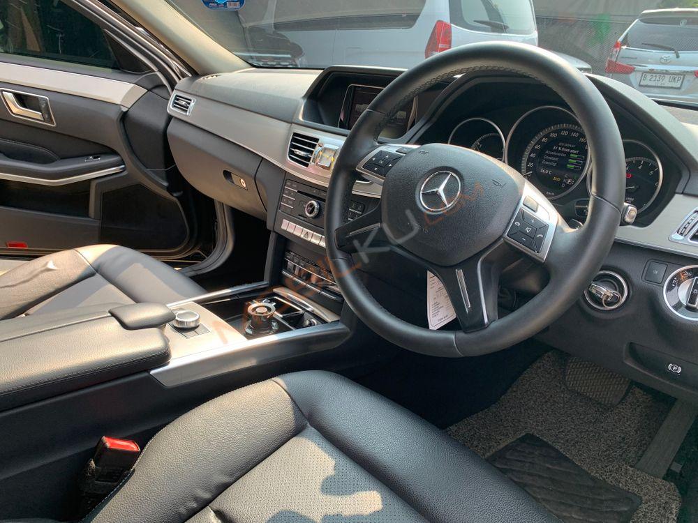 Mobil Mercedes-Benz E-Class 2016