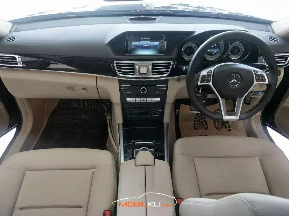 Mobil Mercedes-Benz E-Class 2016