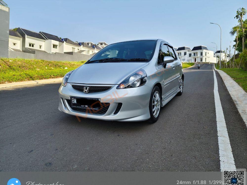 Mobil Honda Jazz 2007