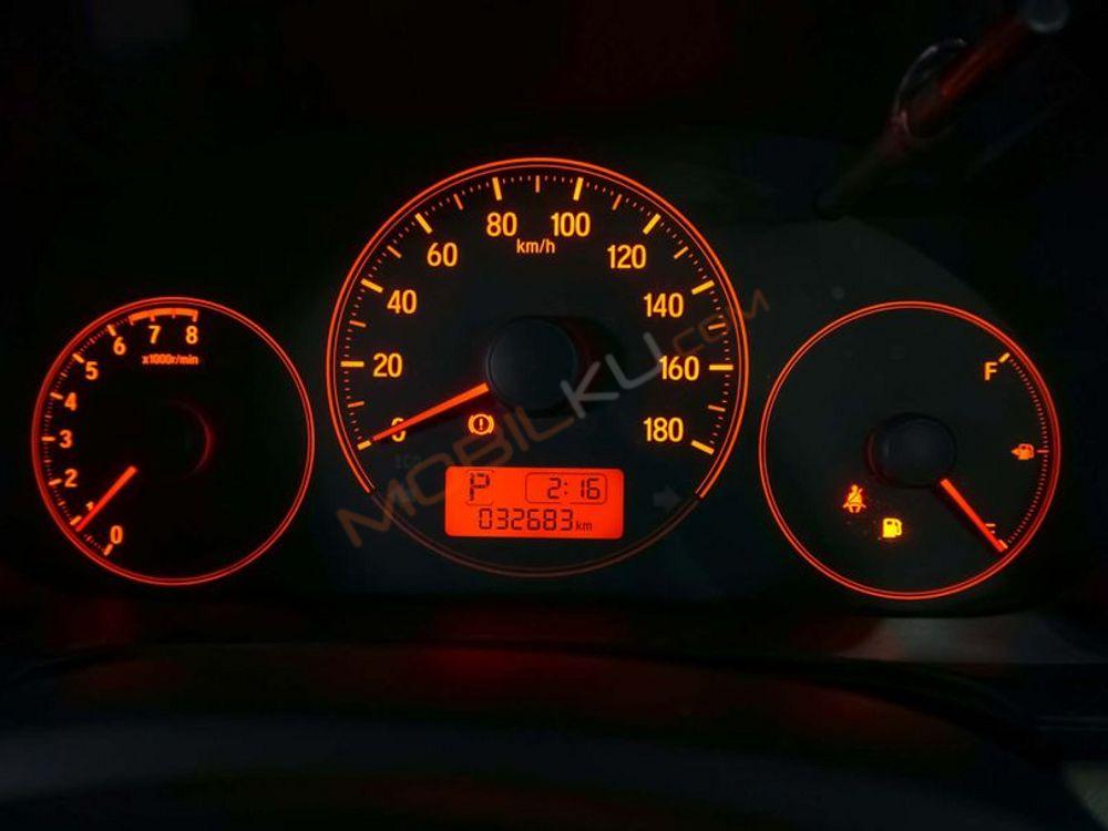 Mobil Honda Brio 2018