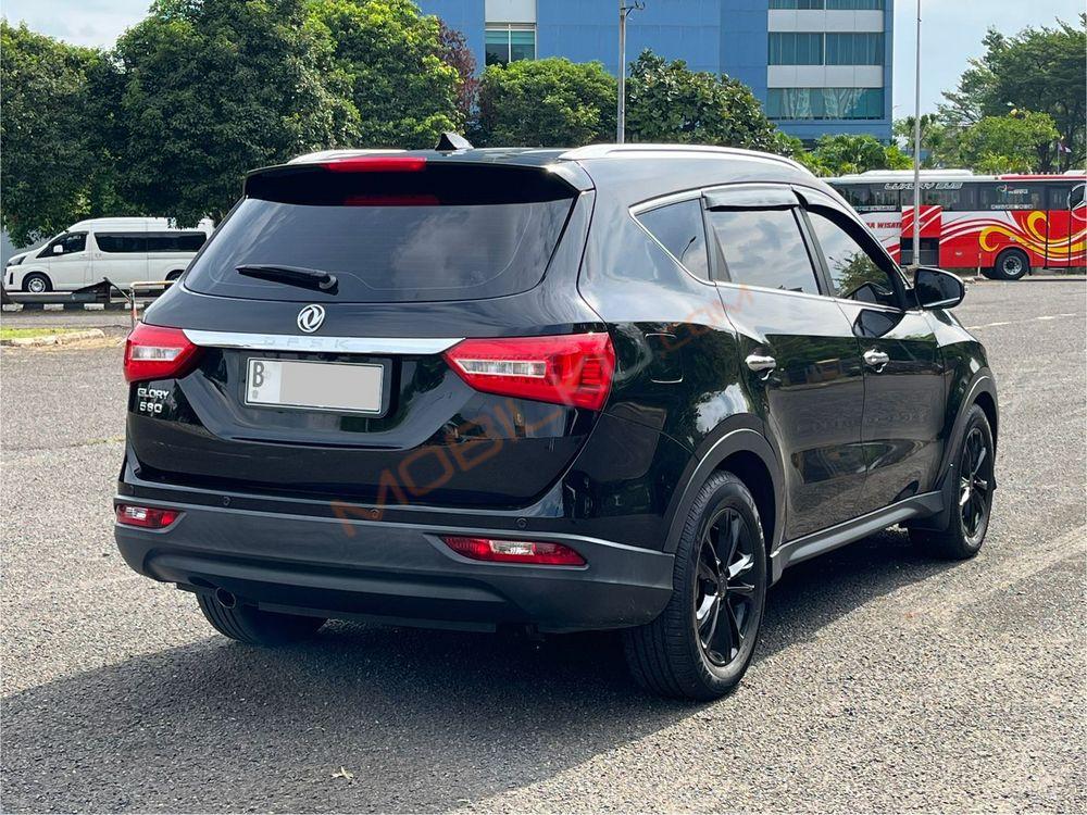 Mobil DFSK Glory 580 2024