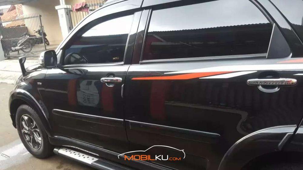 Mobil Toyota Rush 2017