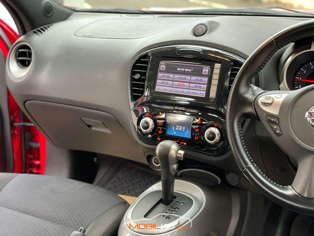 Mobil Nissan Juke 2015