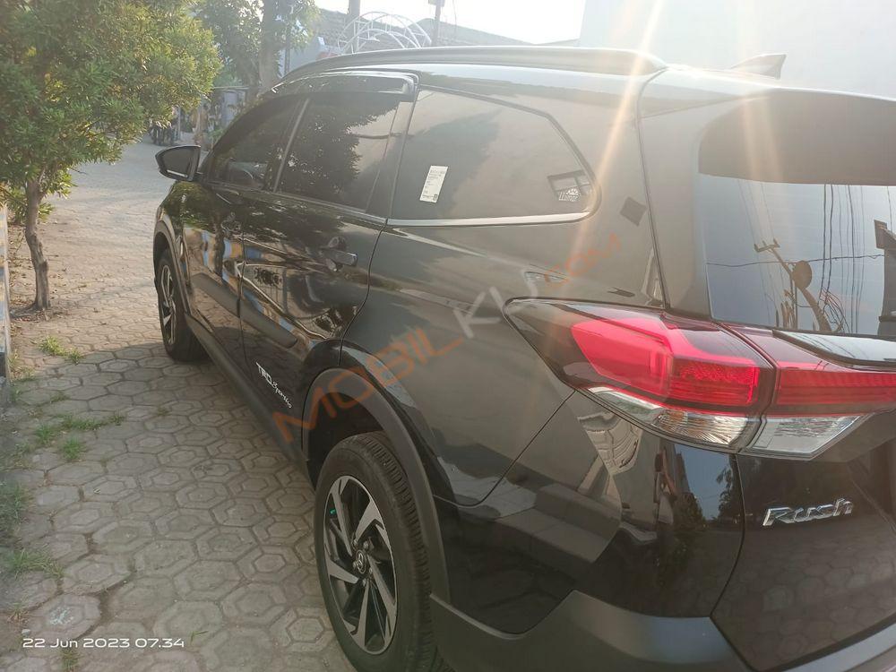 Mobil Toyota Rush 2018