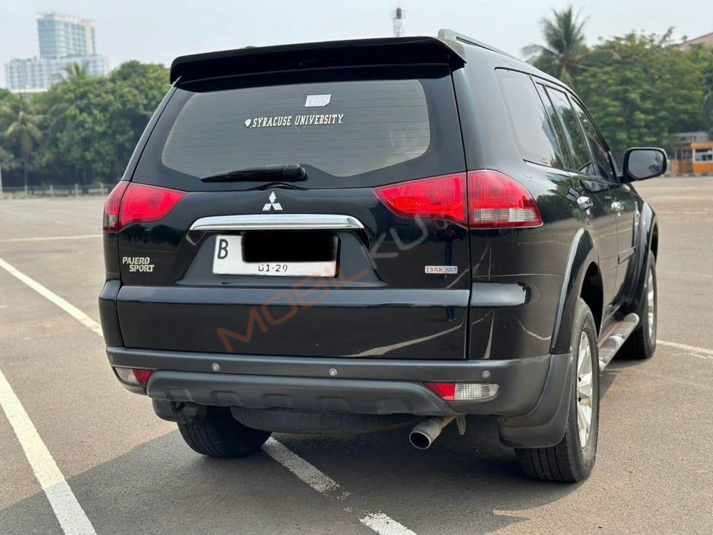 Mobil Mitsubishi Pajero Sport 2013
