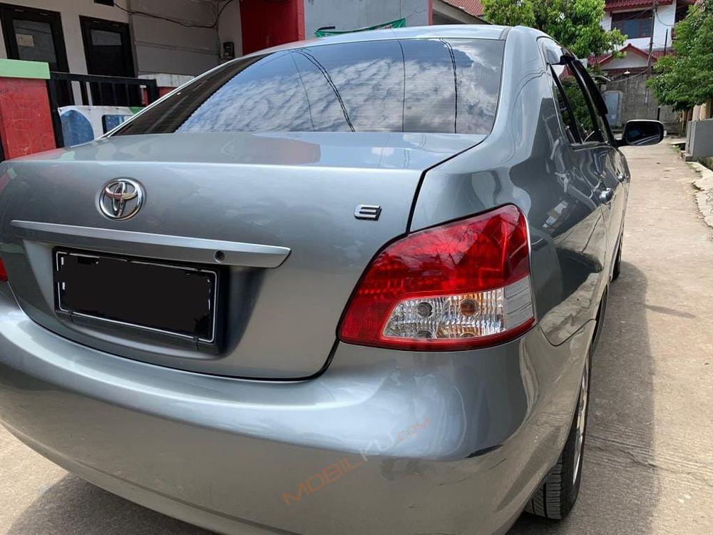 Mobil Toyota Vios 2009