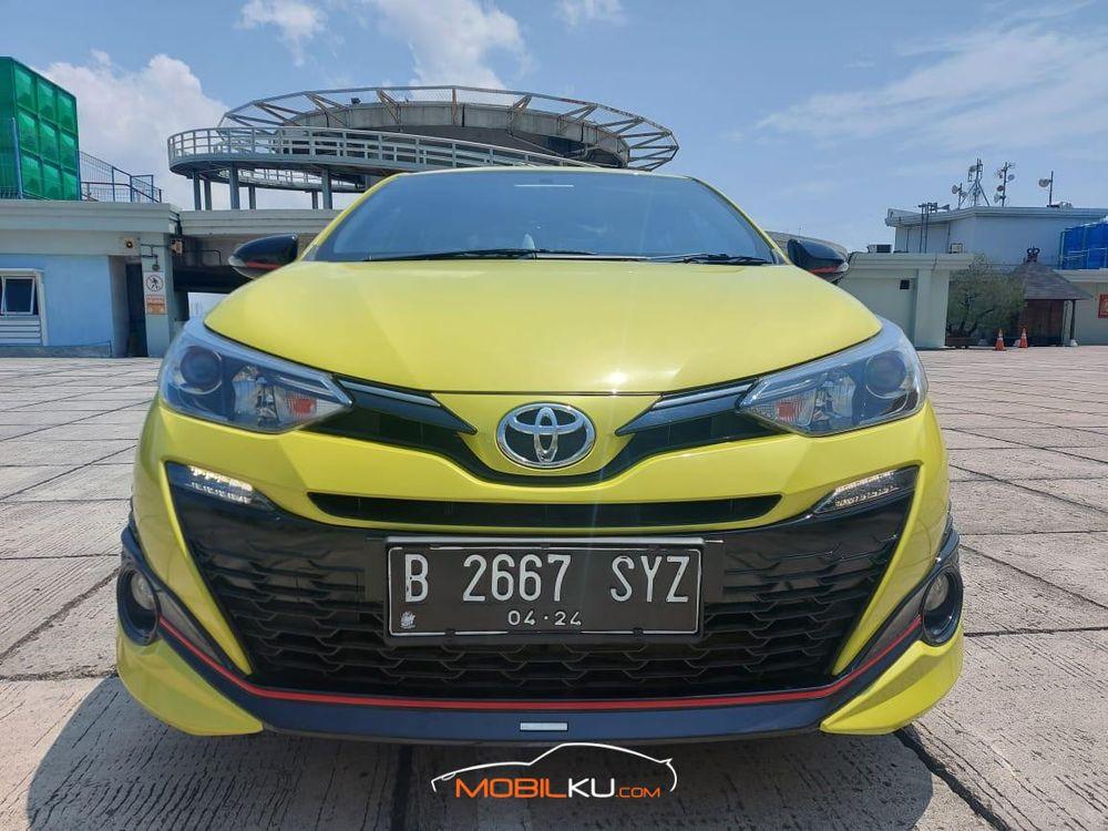 Mobil Toyota Yaris 2019