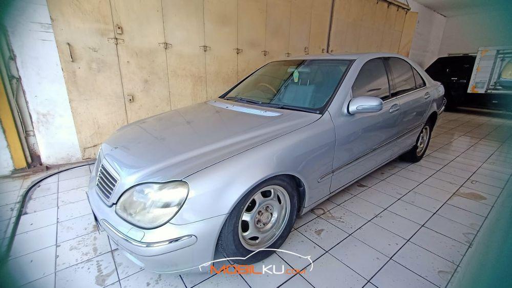Mobil Mercedes-Benz S-Class 2001