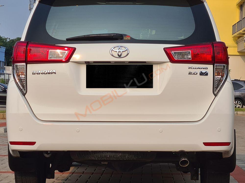 Mobil Toyota Kijang Innova 2016