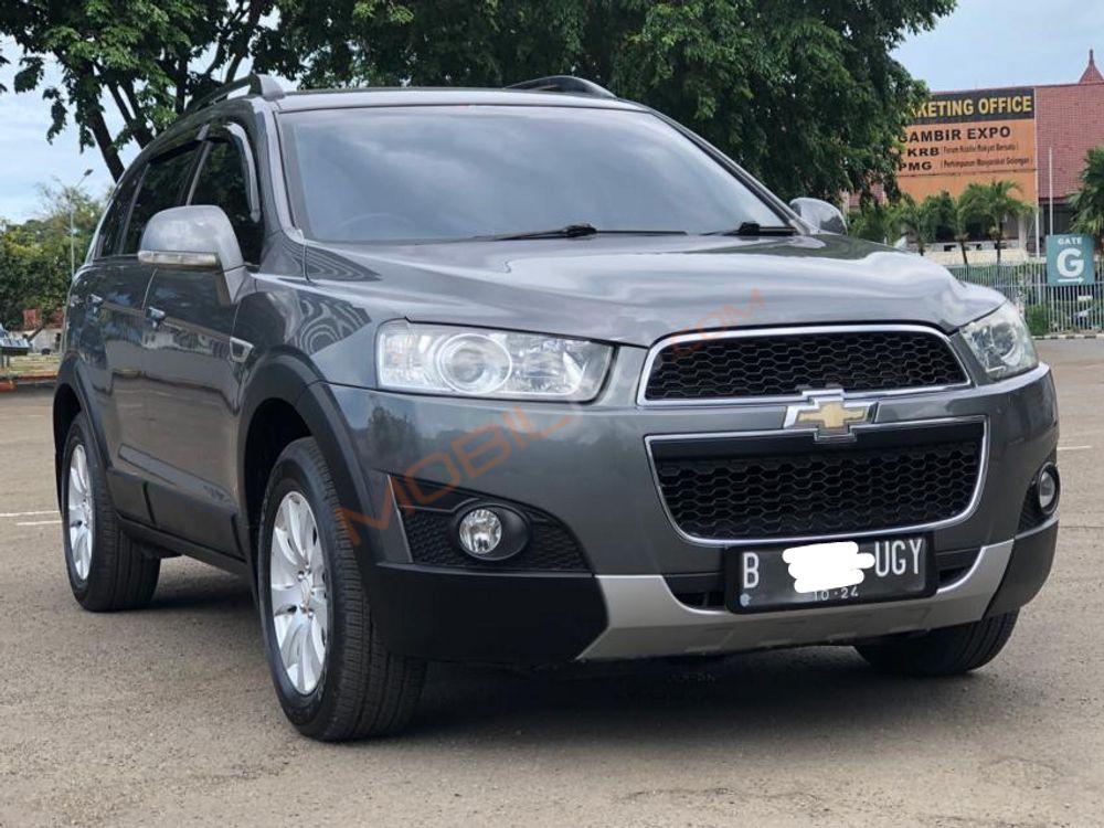 Mobil Chevrolet Captiva 2011