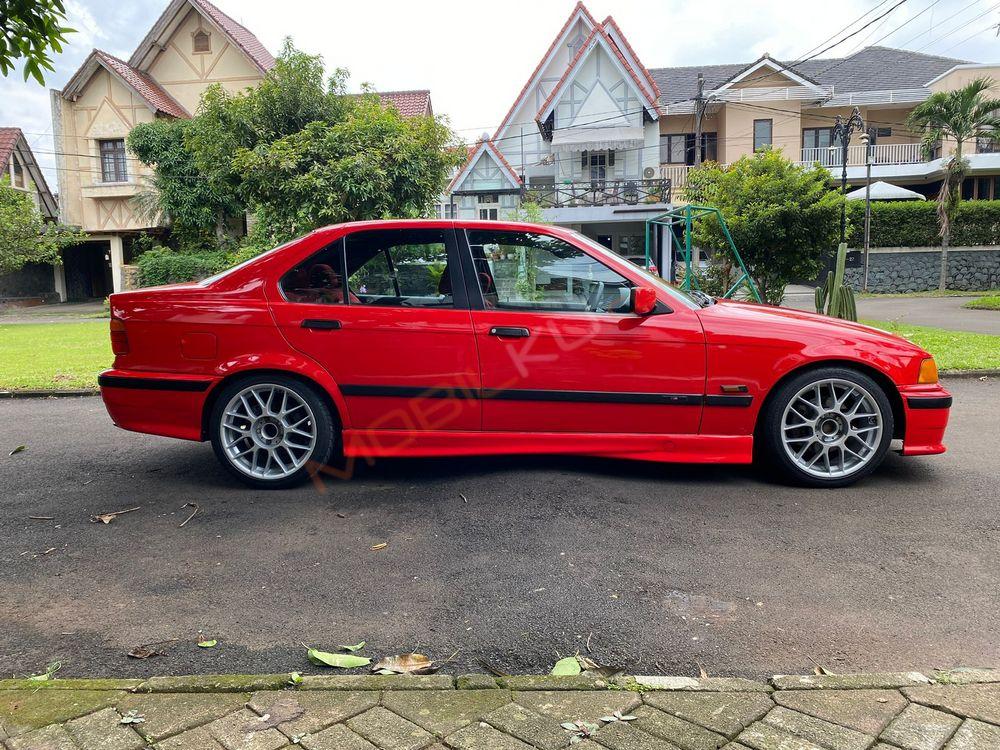 Mobil BMW 3 Series 1996