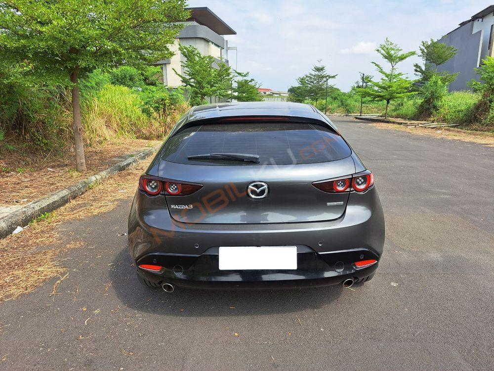 Mobil Mazda 3 2020