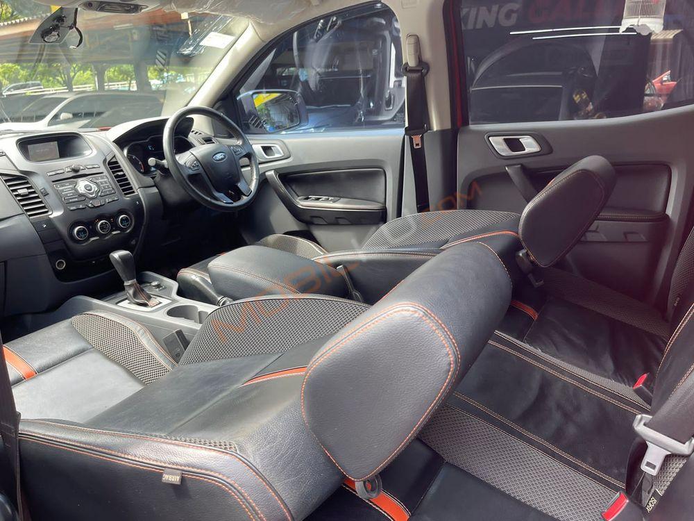 Mobil Ford Ranger 2014
