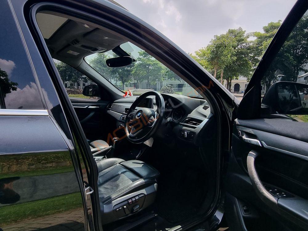 Mobil BMW X1 2016