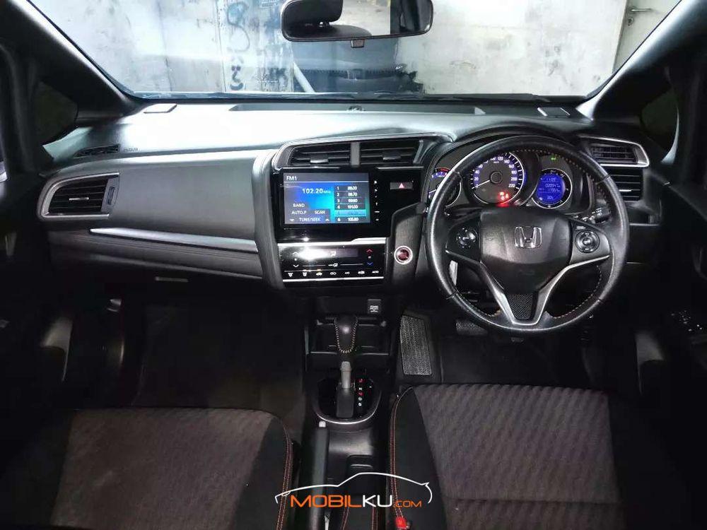 Mobil Honda Jazz 2018