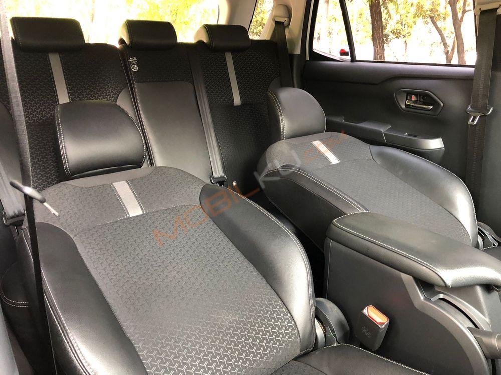 Mobil Toyota Raize 2021