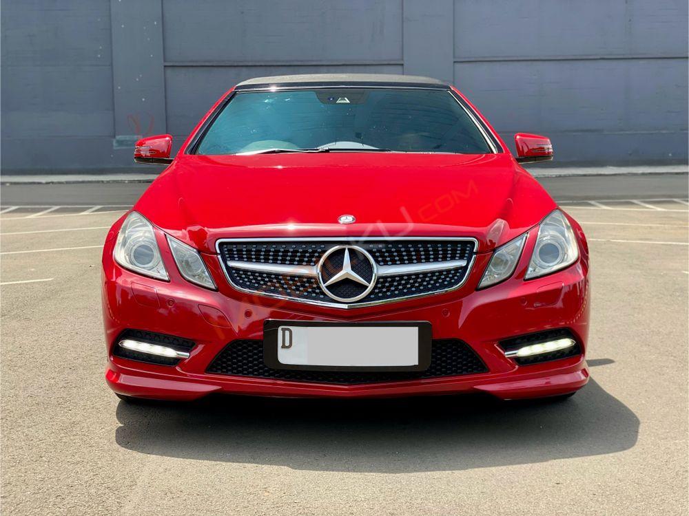 Mobil Mercedes-Benz E-Class 2013