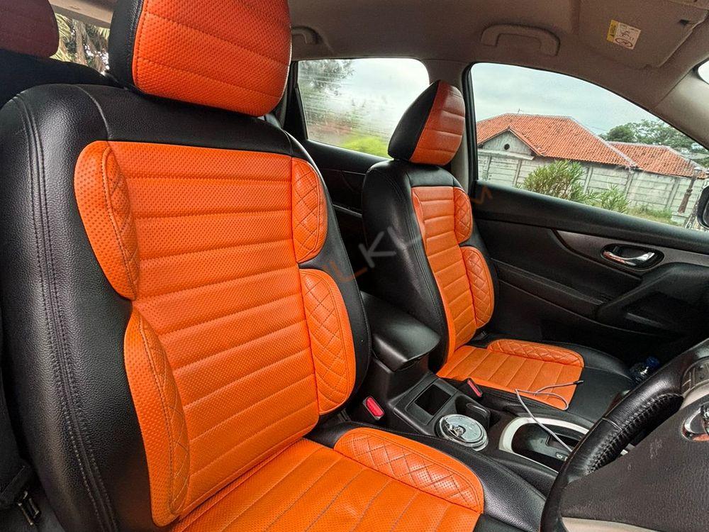 Mobil Nissan X-Trail 2015