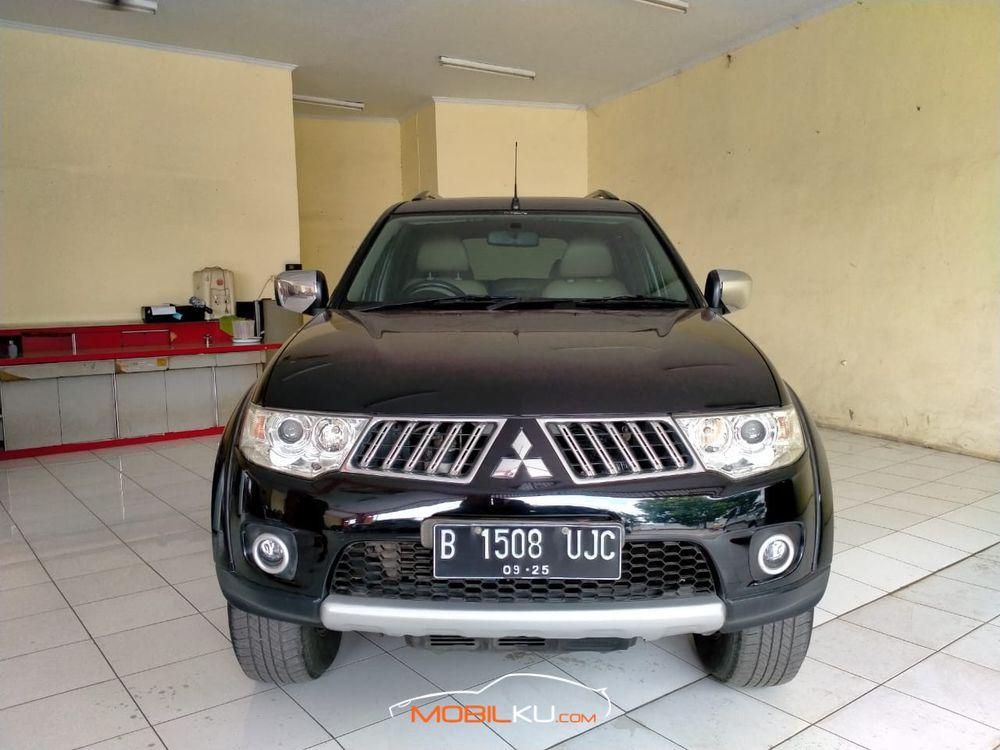 Mobil Mitsubishi Pajero Sport 2010