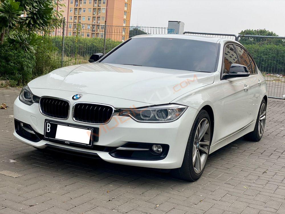 Mobil BMW 3 Series 2014