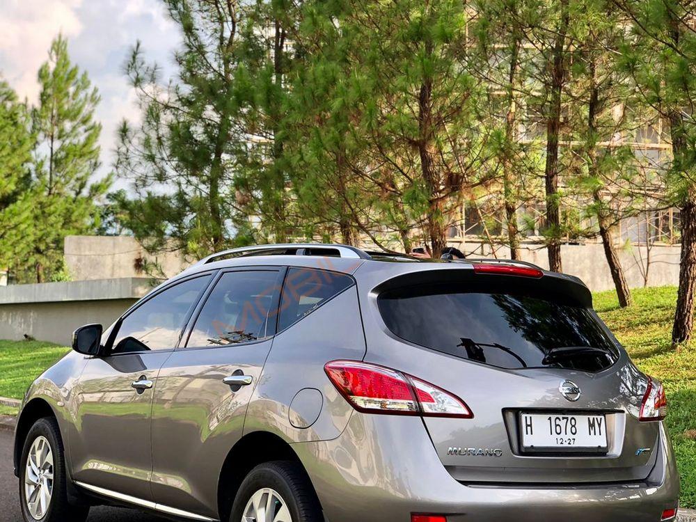 Mobil Nissan Murano 2012