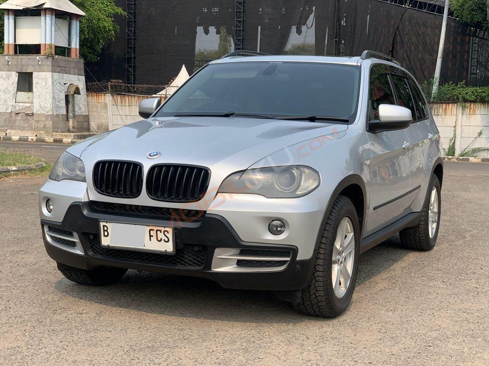 Mobil BMW X5 2008