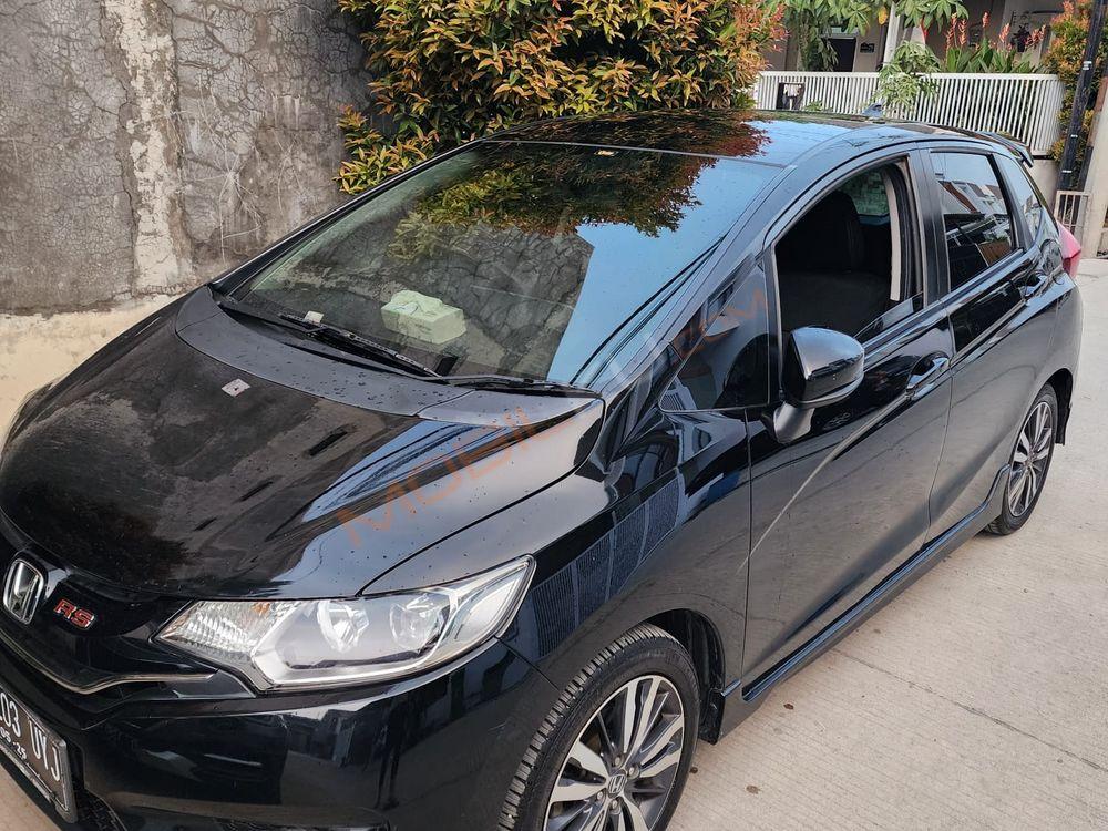 Mobil Honda Jazz 2015
