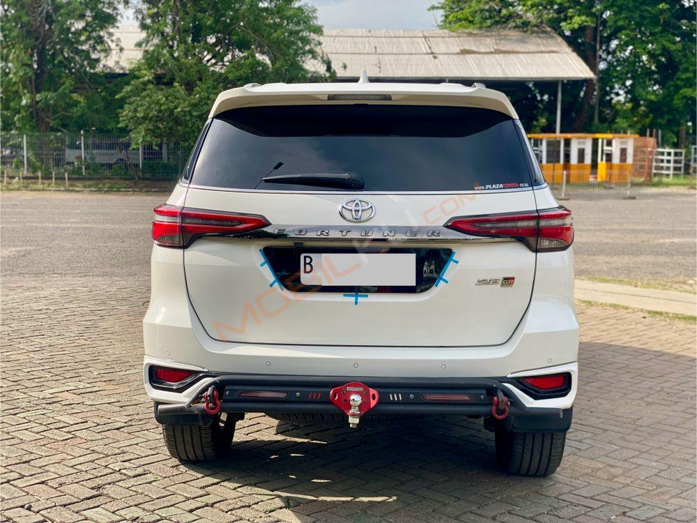Mobil Toyota Fortuner 2022