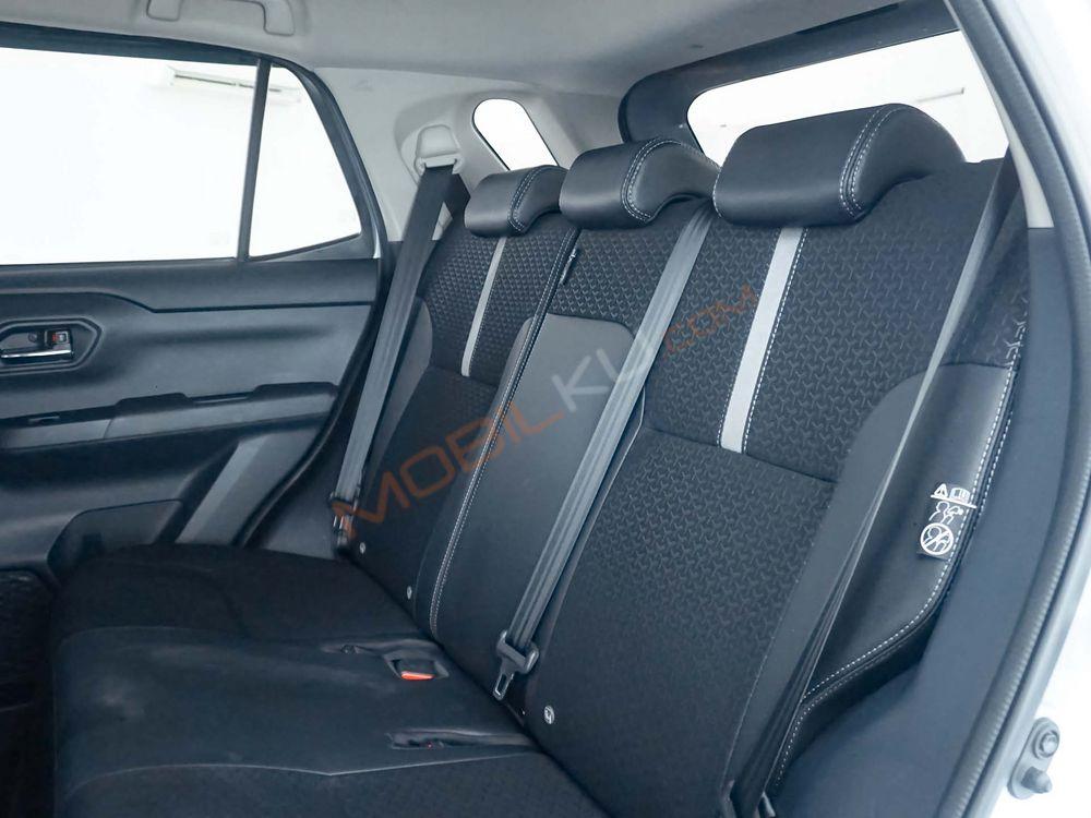 Mobil Toyota Raize 2021