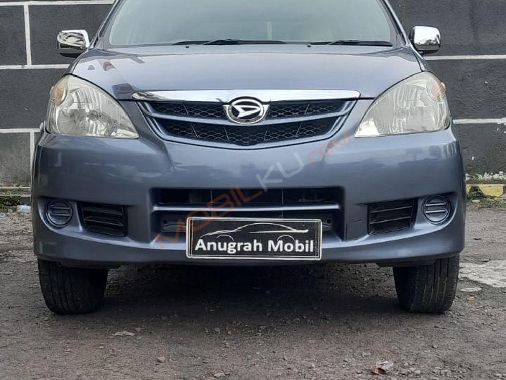 Mobil Daihatsu Xenia 2010