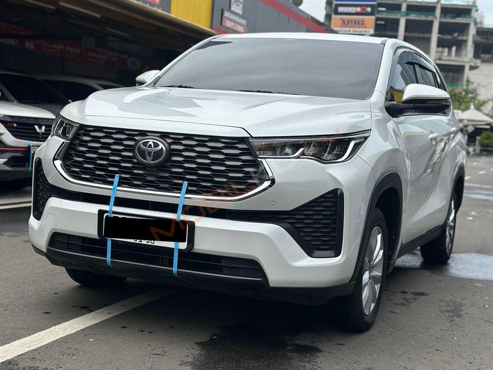 Mobil Toyota Kijang Innova Zenix 2023