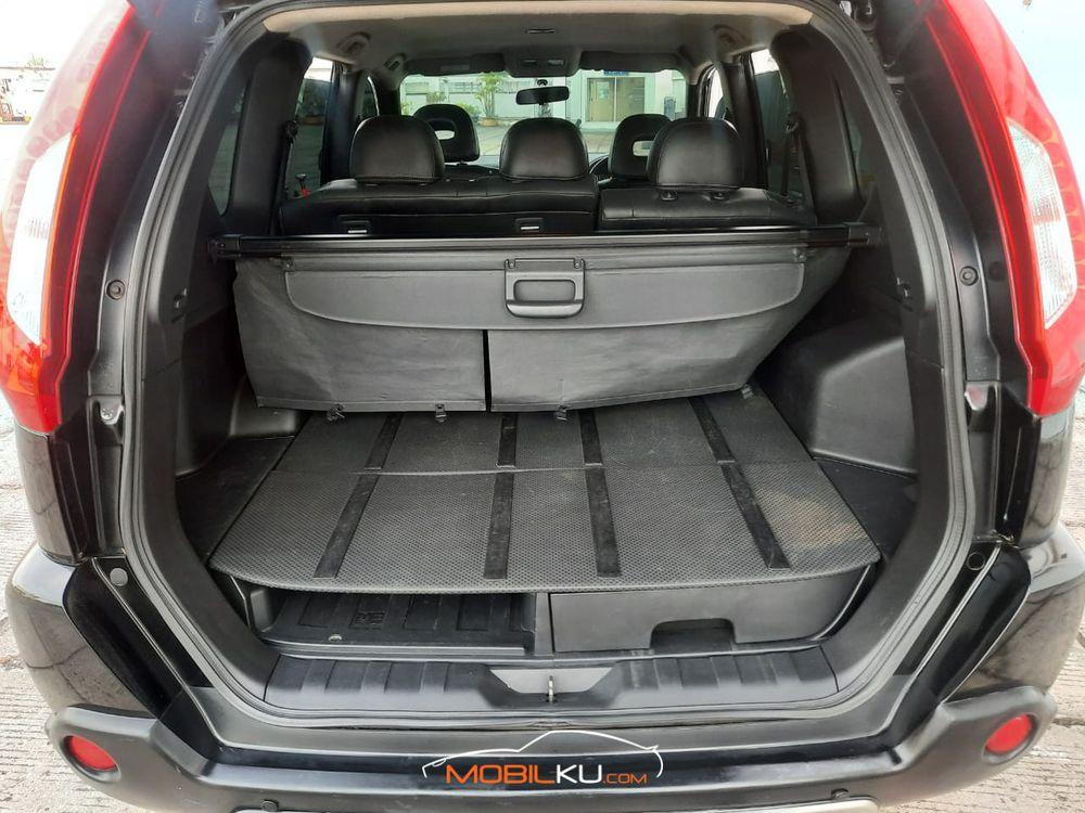 Mobil Nissan X-Trail 2014