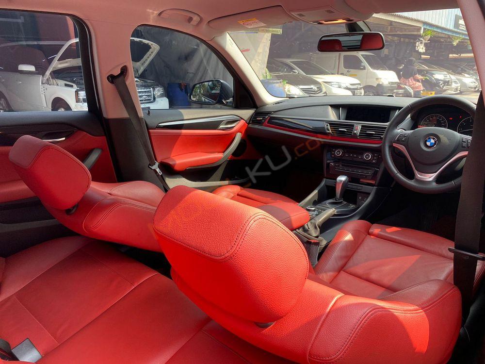 Mobil BMW X1 2015