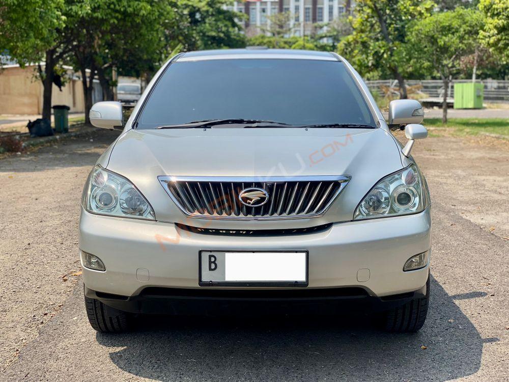 Mobil Toyota Harrier 2006