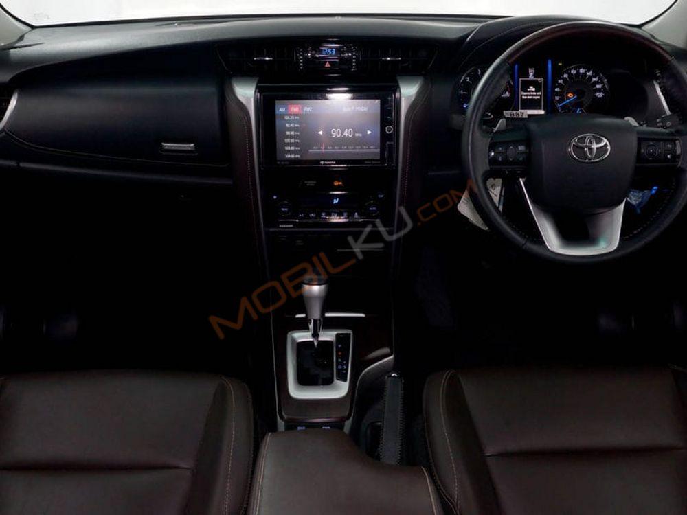 Mobil Toyota Fortuner 2018