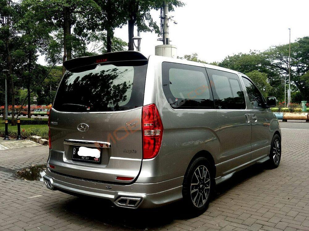 Mobil Hyundai H-1 2018