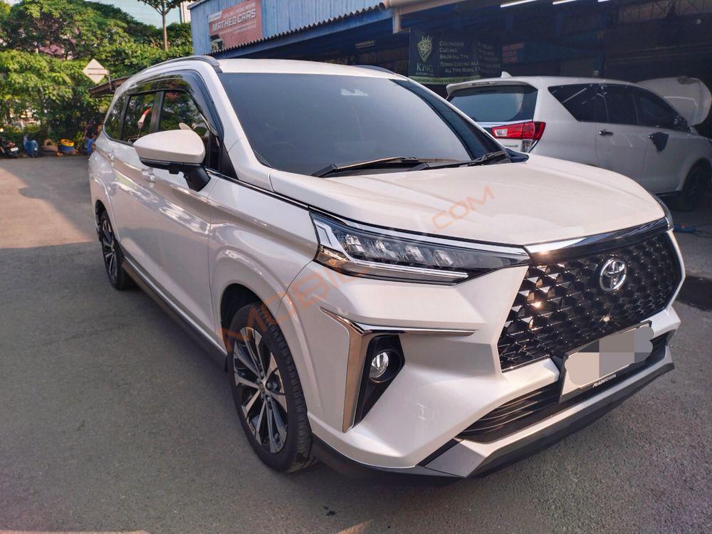 Mobil Toyota Veloz 2022
