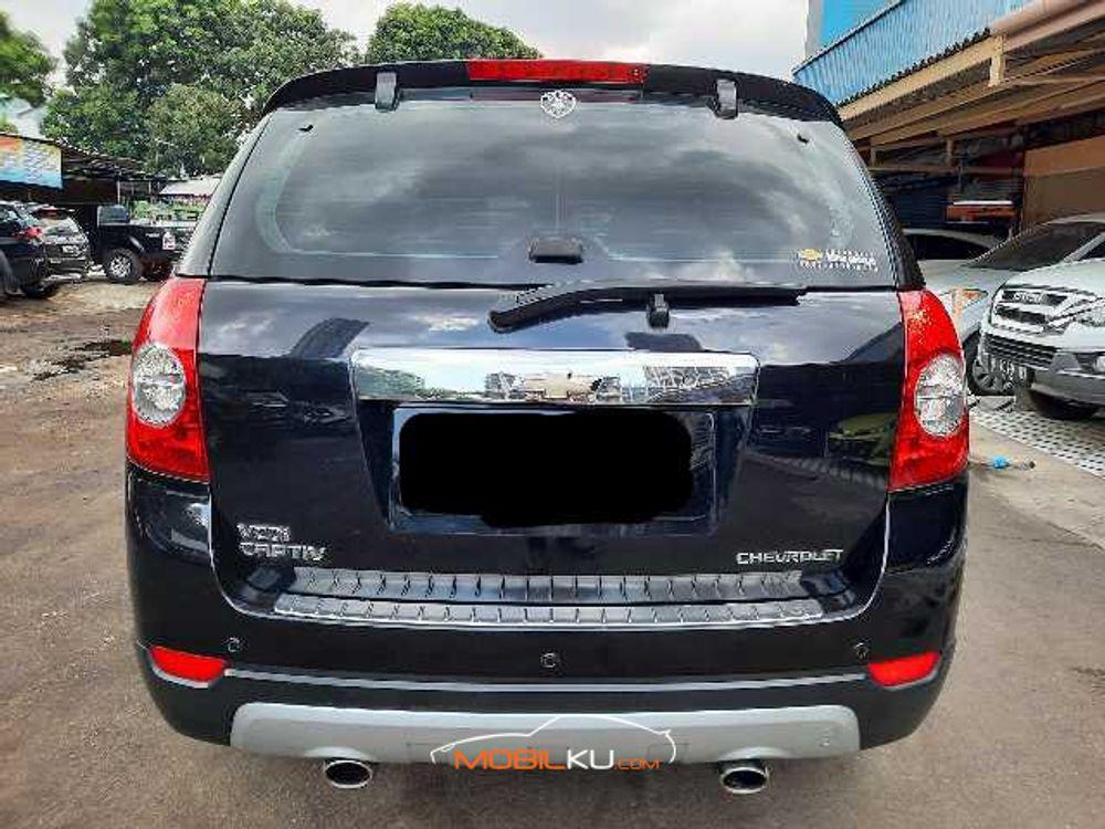 Mobil Chevrolet Captiva 2013