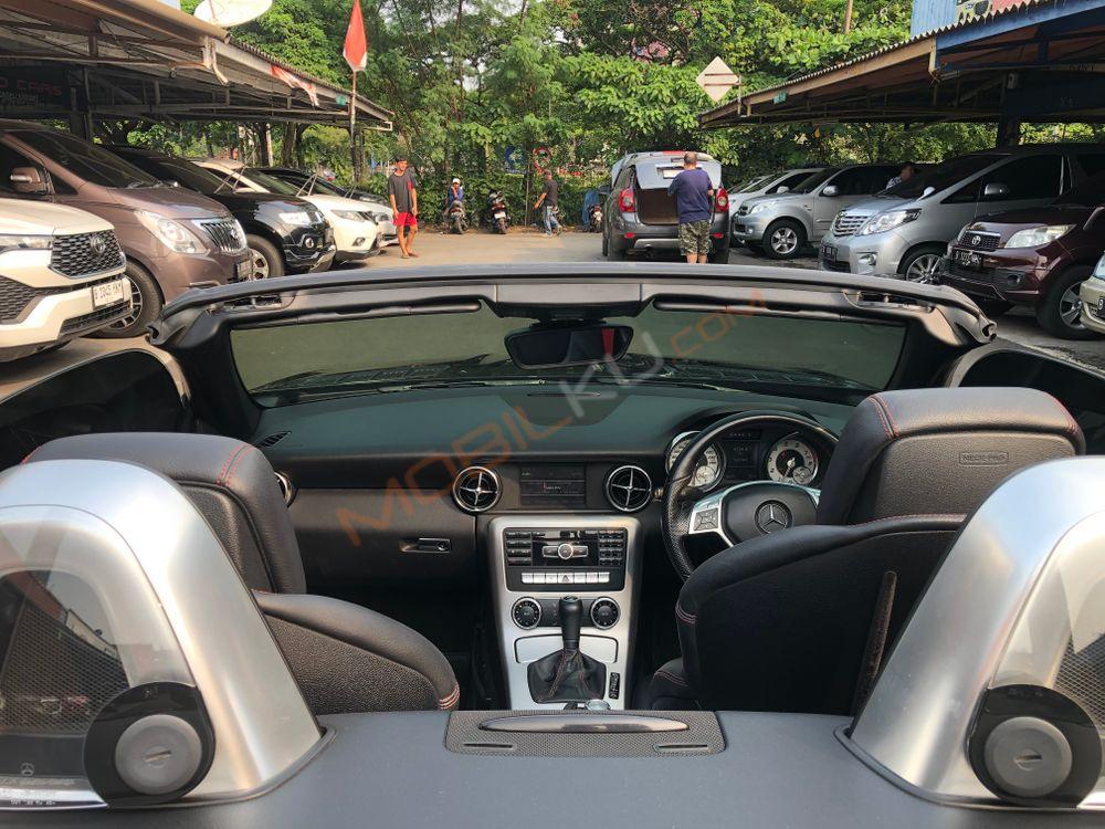 Mobil Mercedes-Benz SLK 2015