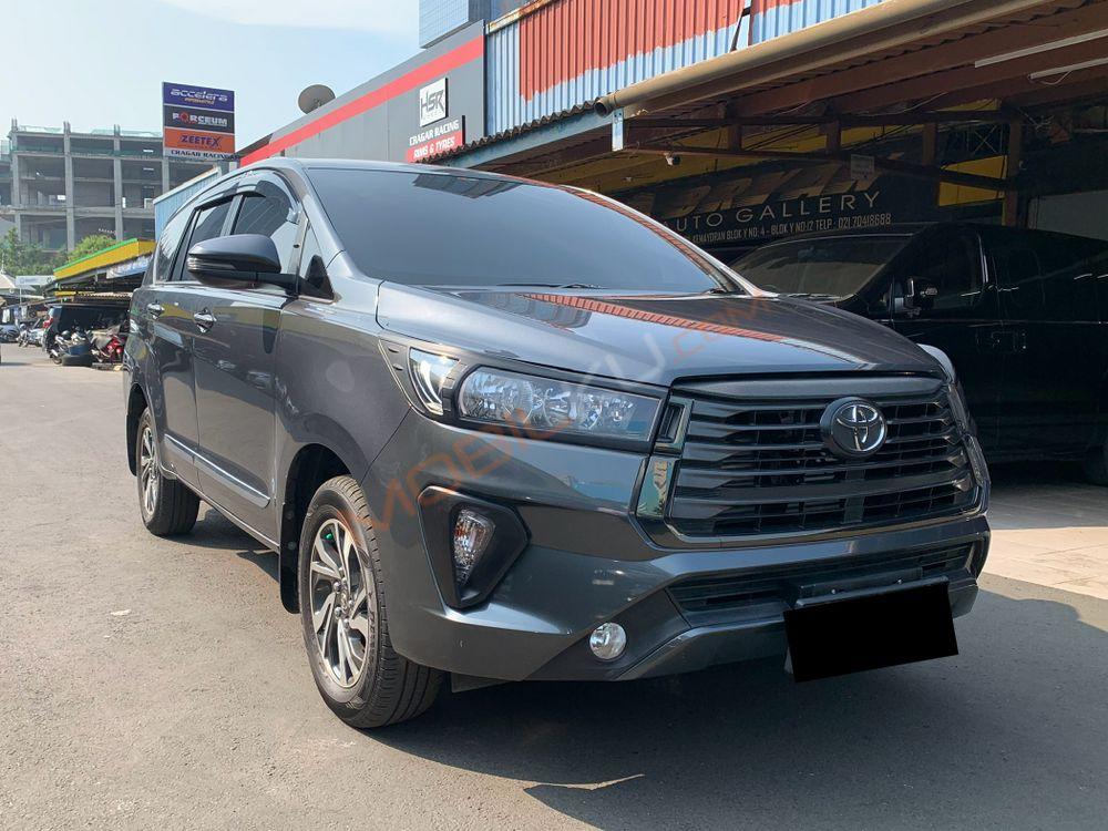 Mobil Toyota Kijang Innova 2022